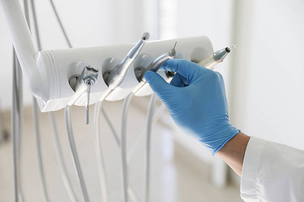 Professional Tooth Extraction technician working in West Menlo Park, CA